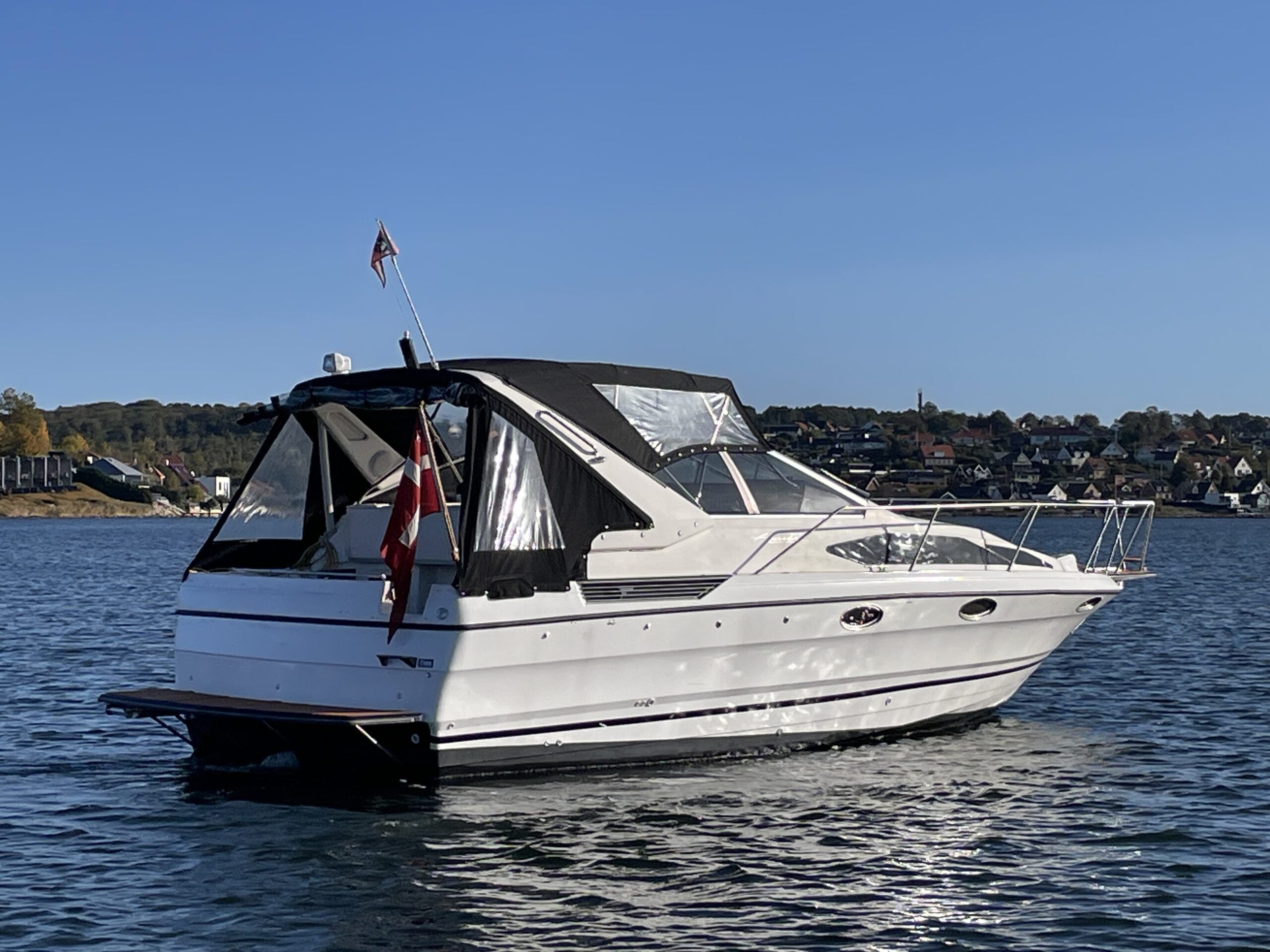 Bayliner 2955 Avanti med 8,2 L MAG MPI Mercruiser